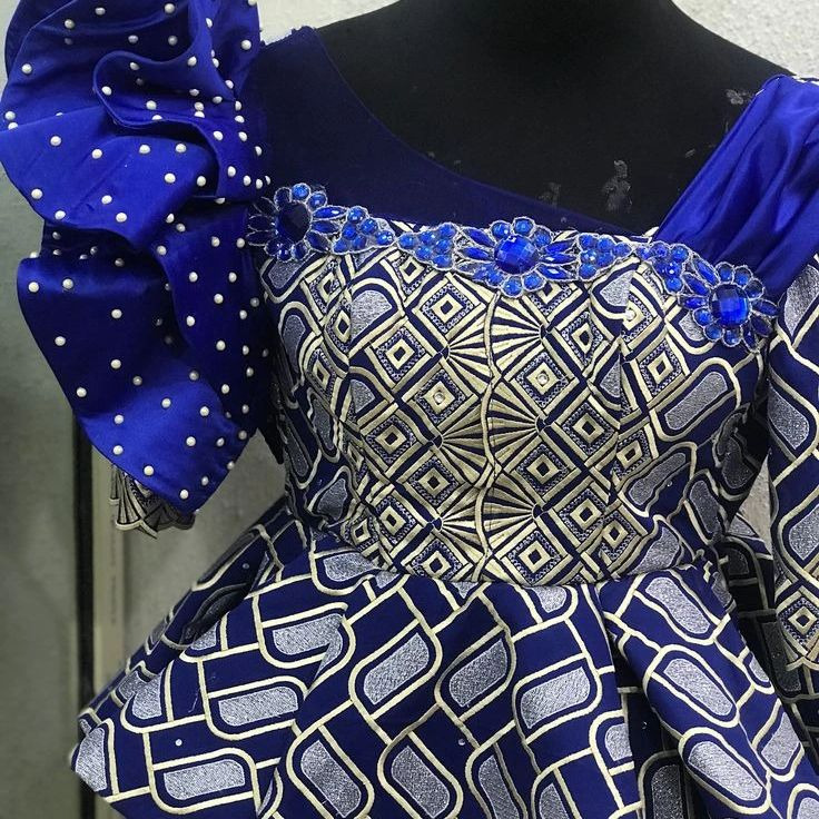 Hausa Tailoring Design for Women (Dinkin Atamfa na Mata)